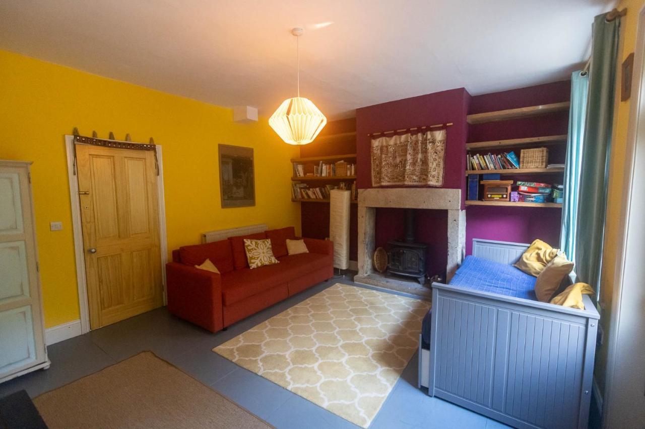 Beautiful Riverside Home, Hebden Bridge, Woodland Views, Sleeps 2 - 9 Екстериор снимка