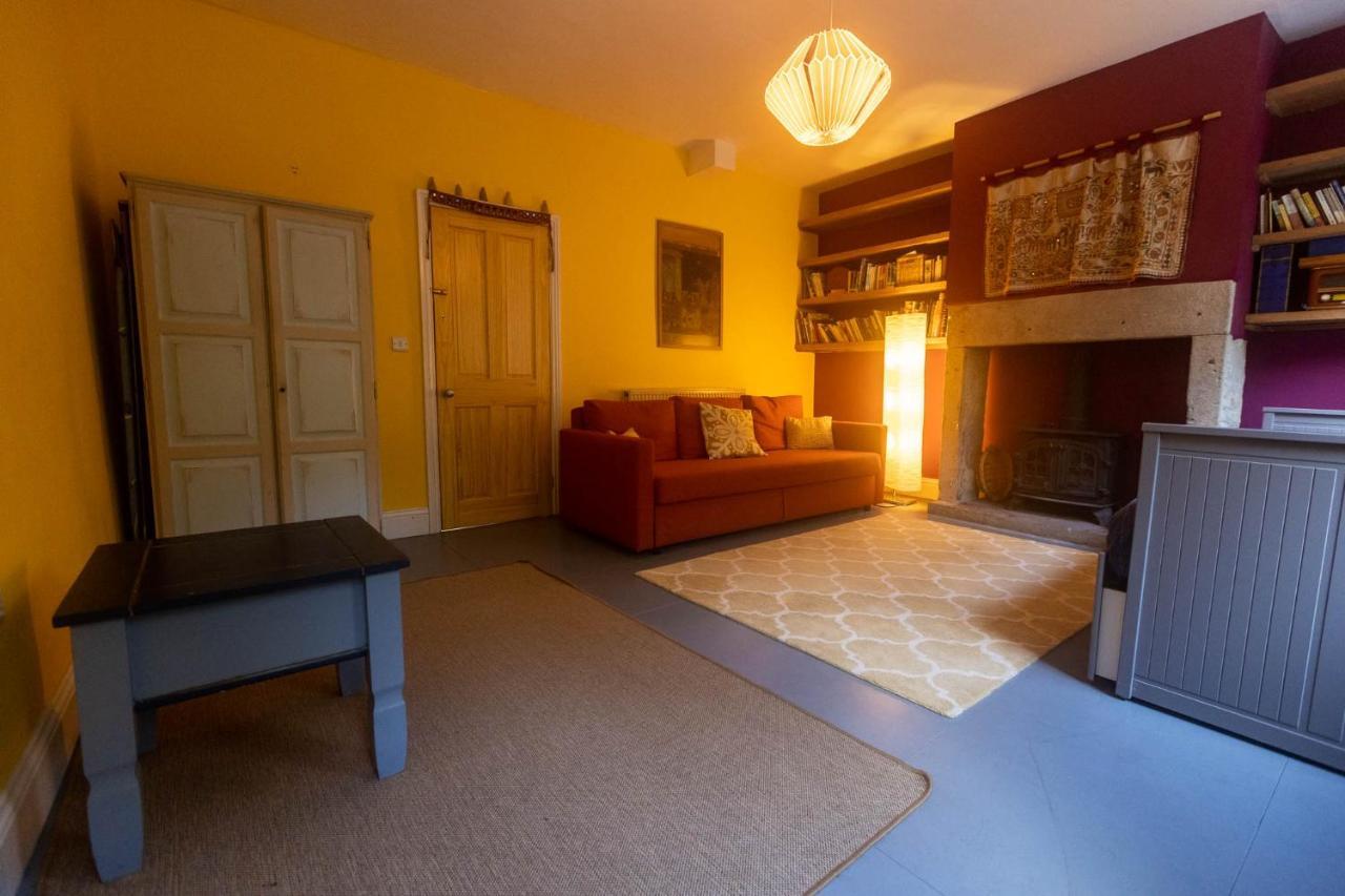 Beautiful Riverside Home, Hebden Bridge, Woodland Views, Sleeps 2 - 9 Екстериор снимка