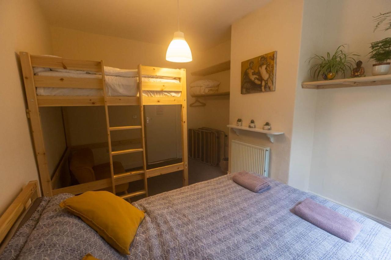 Beautiful Riverside Home, Hebden Bridge, Woodland Views, Sleeps 2 - 9 Екстериор снимка